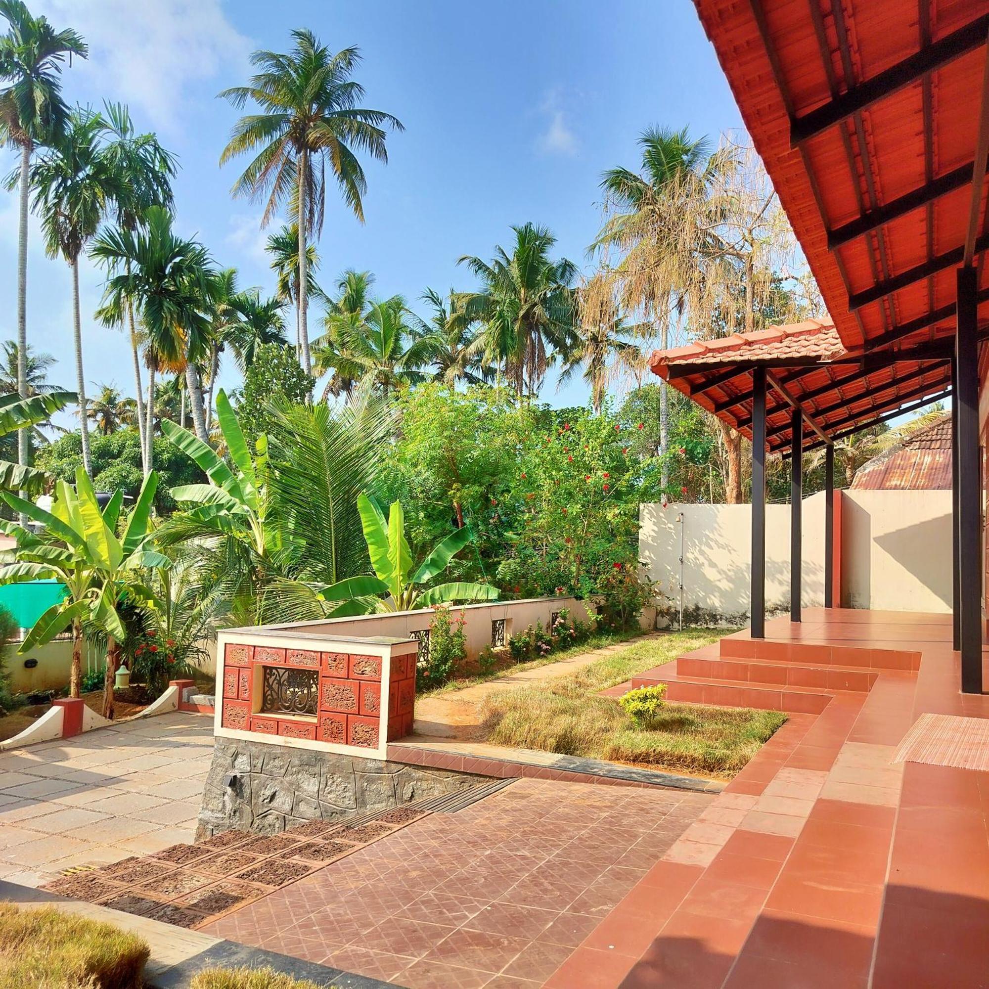 The Ixora - A Boutique Homestay Varkala Buitenkant foto