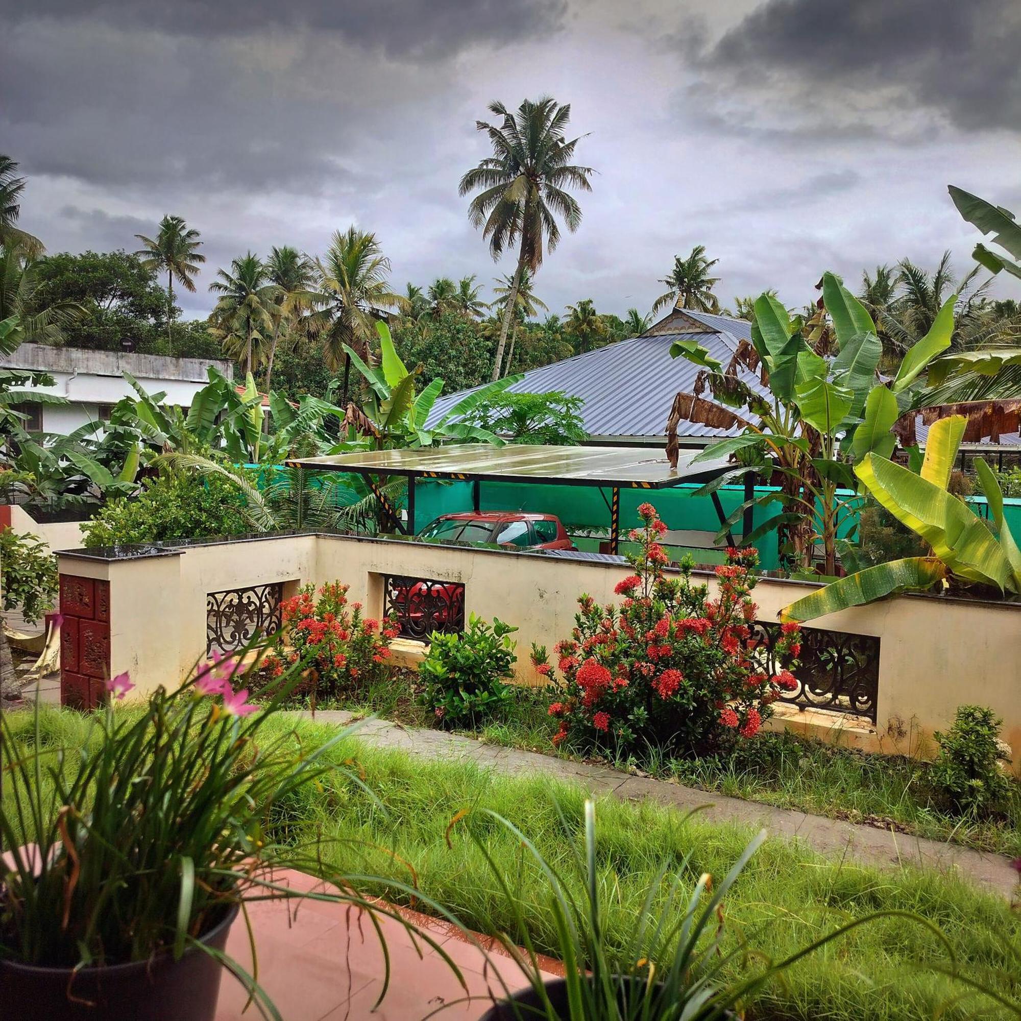 The Ixora - A Boutique Homestay Varkala Buitenkant foto